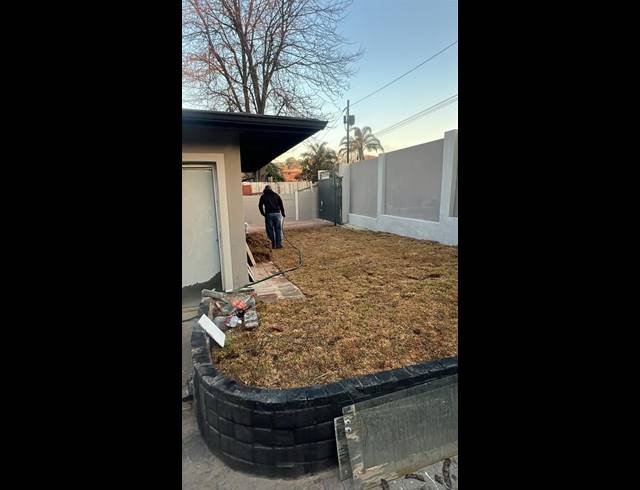 3 BEDROOM HOUSE FOR SALE IN ALBERTVILLE